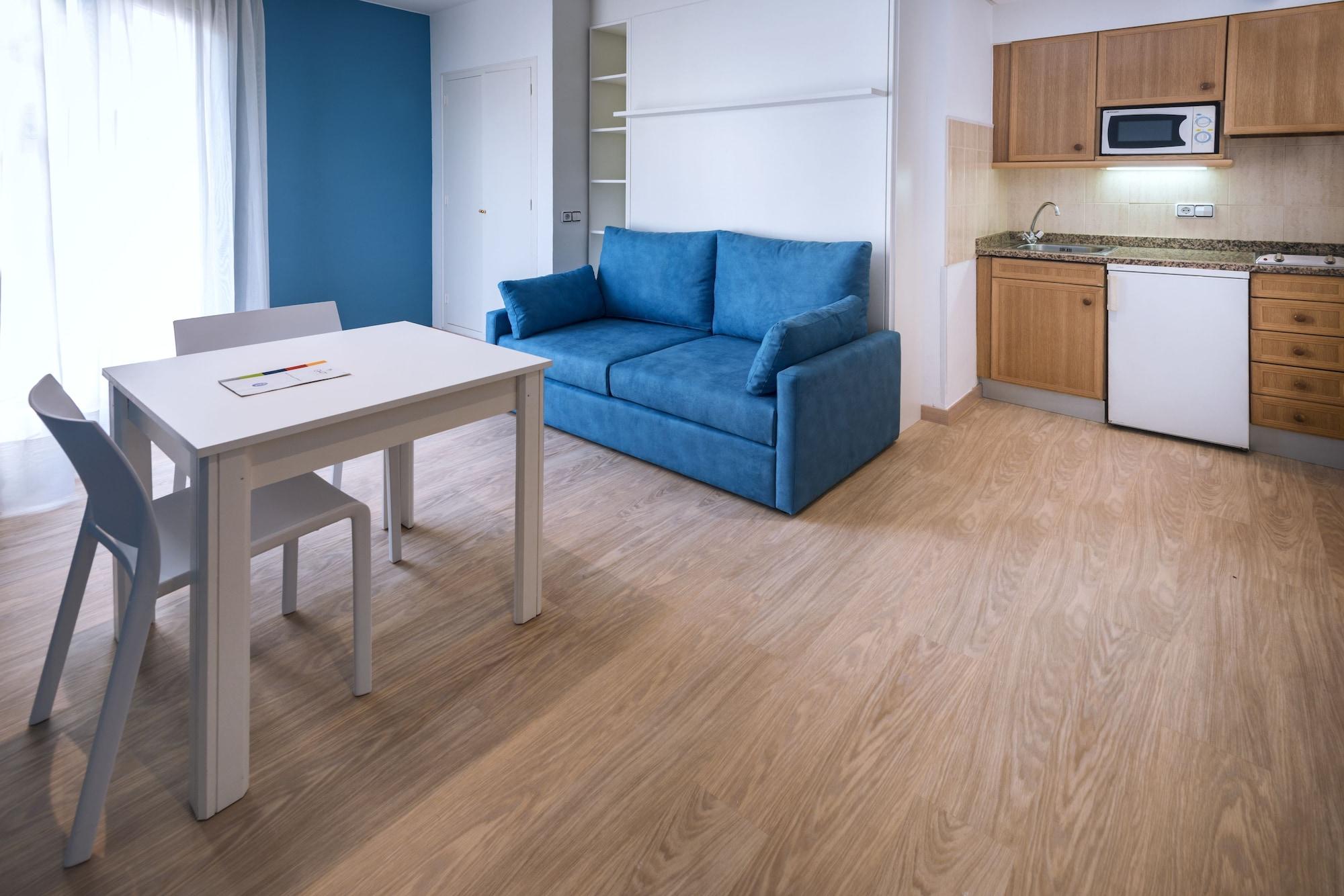 GHT Balmes, Hotel-Aparthotel&SPLASH Calella Eksteriør billede