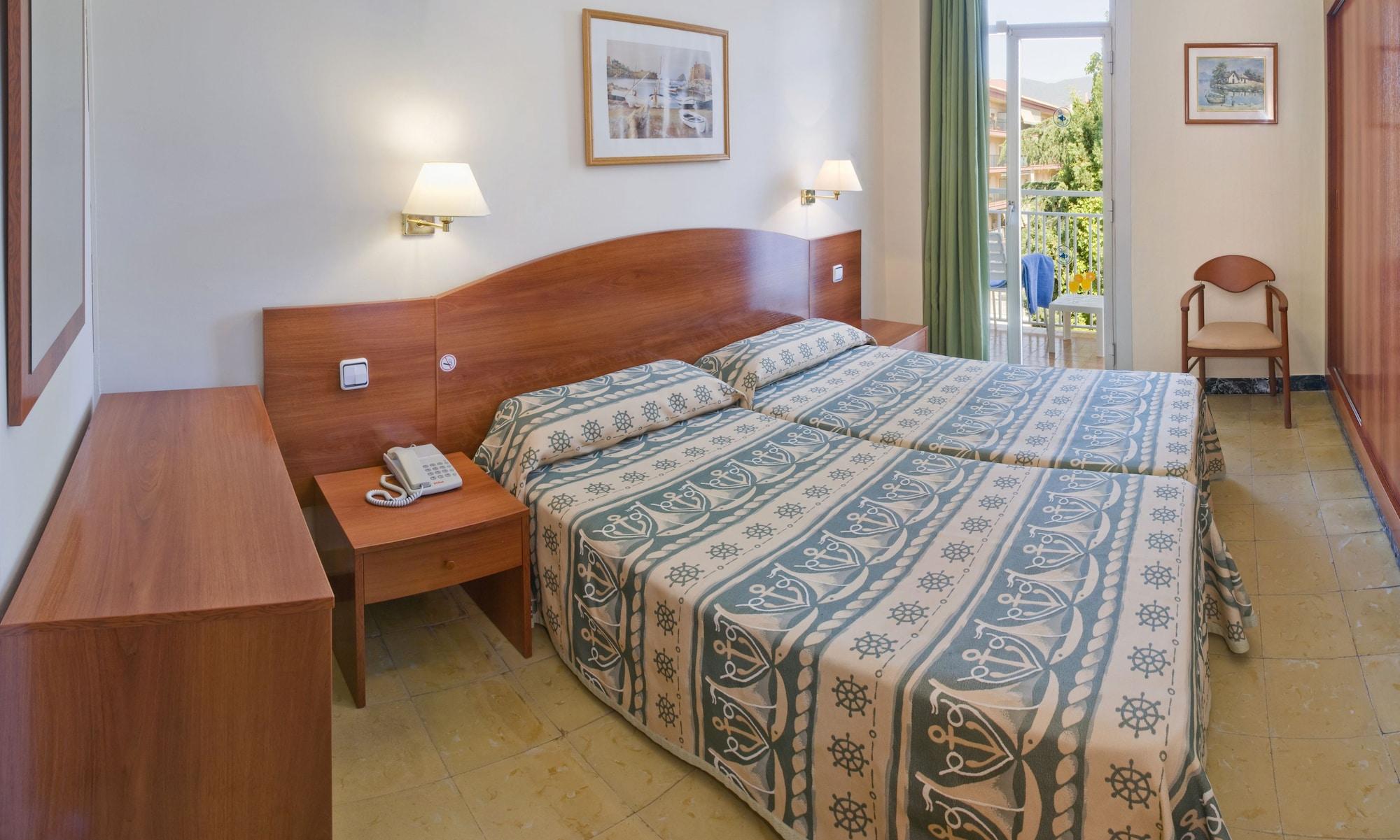 GHT Balmes, Hotel-Aparthotel&SPLASH Calella Eksteriør billede