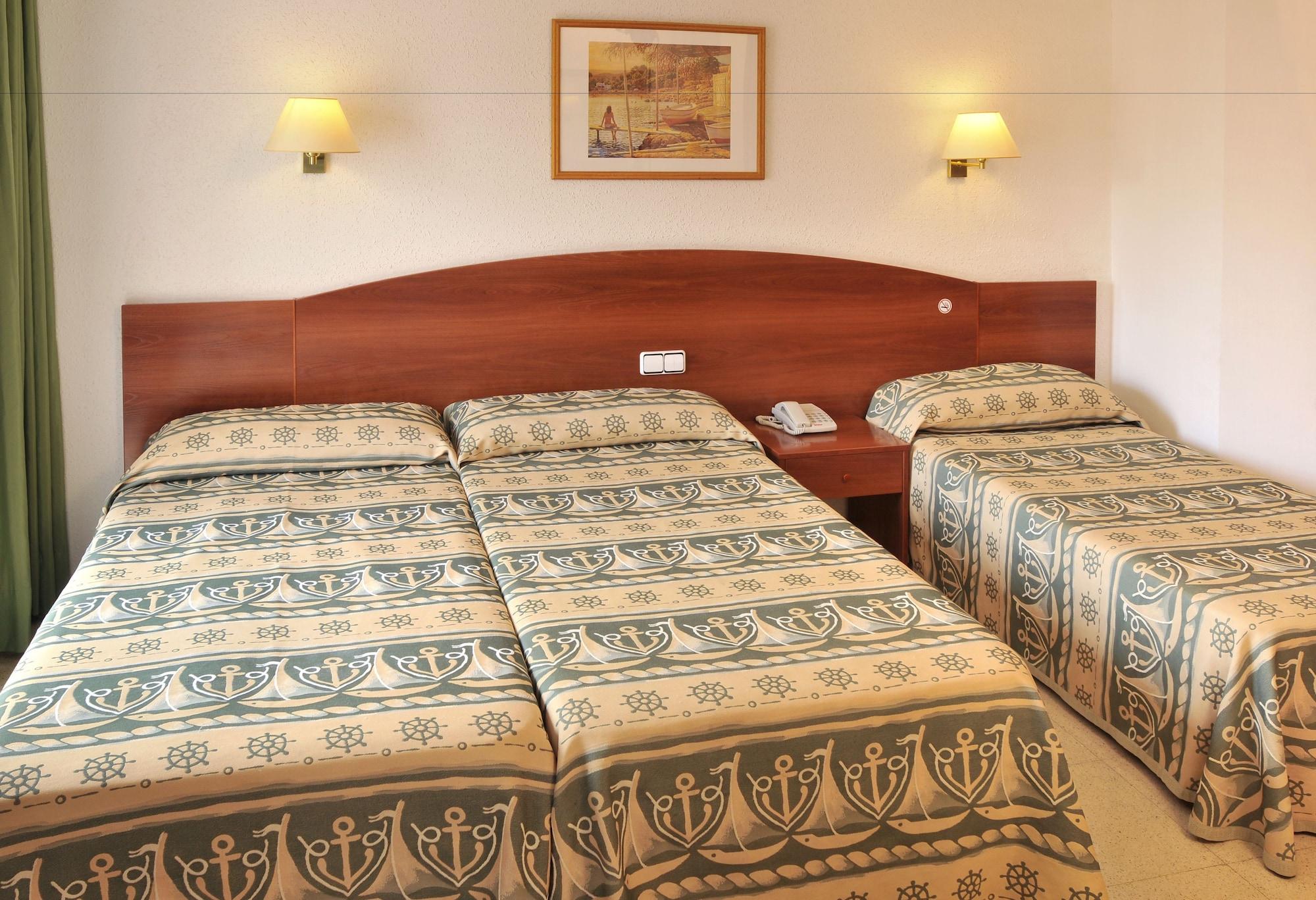 GHT Balmes, Hotel-Aparthotel&SPLASH Calella Eksteriør billede