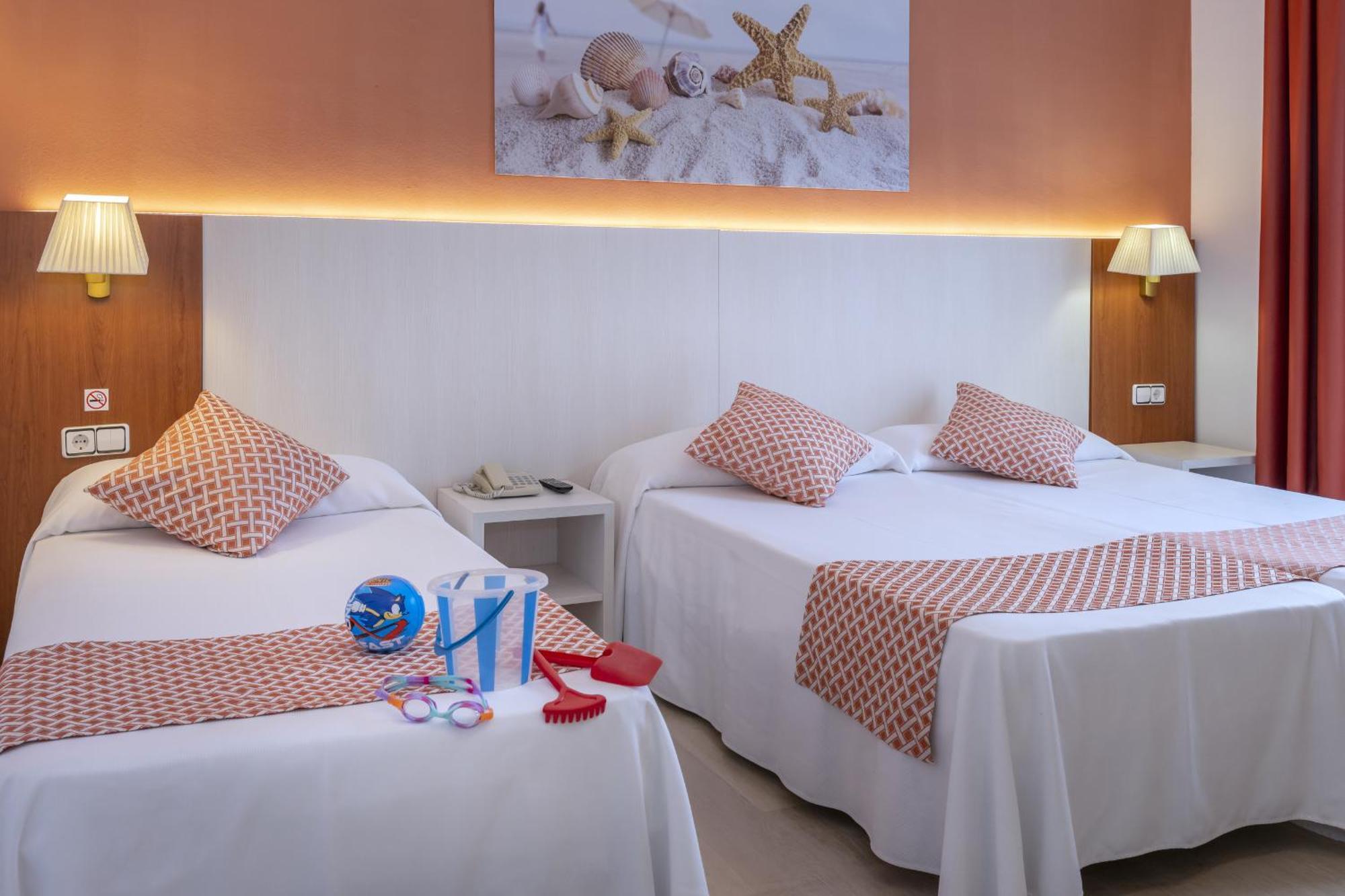 GHT Balmes, Hotel-Aparthotel&SPLASH Calella Eksteriør billede