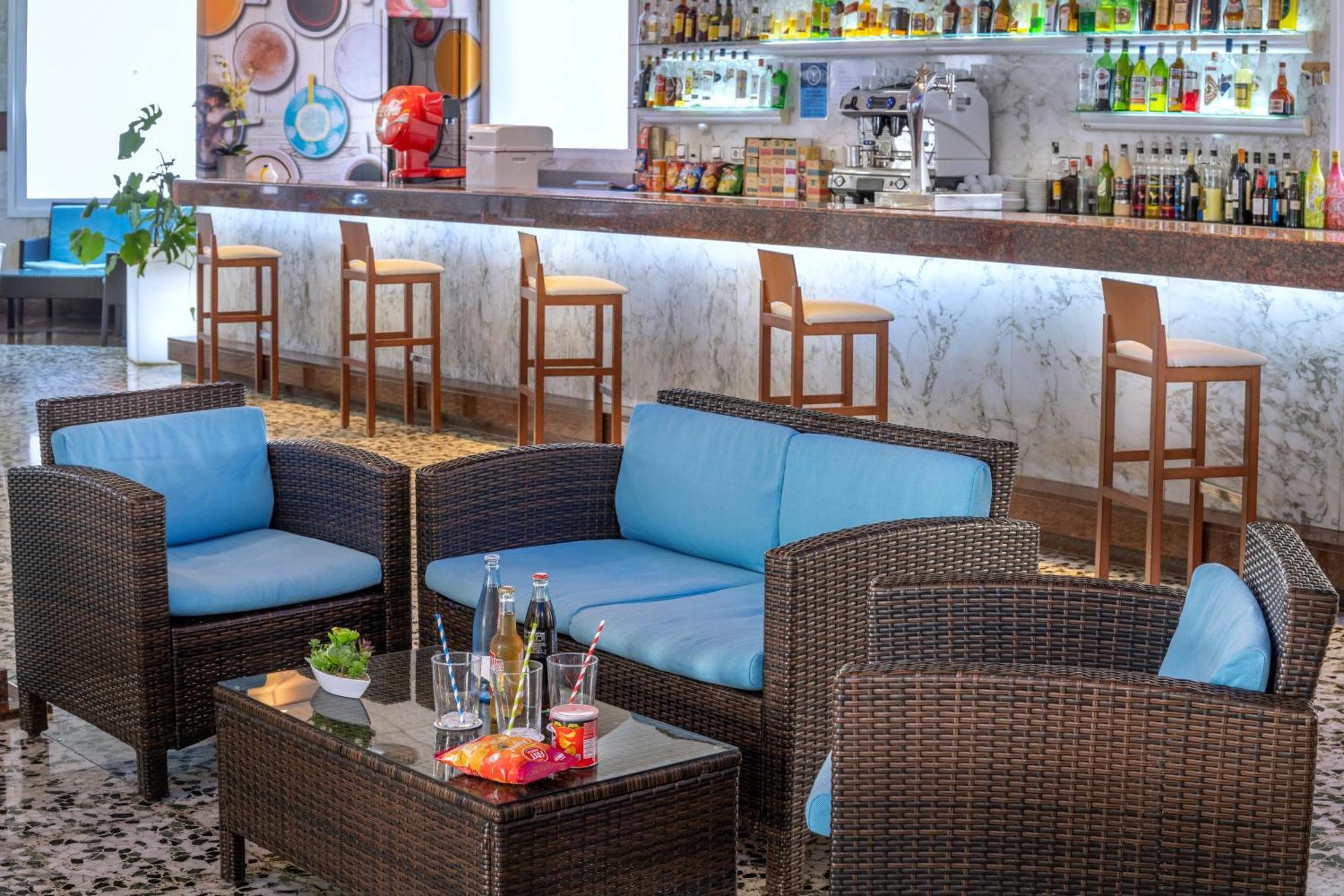 GHT Balmes, Hotel-Aparthotel&SPLASH Calella Eksteriør billede