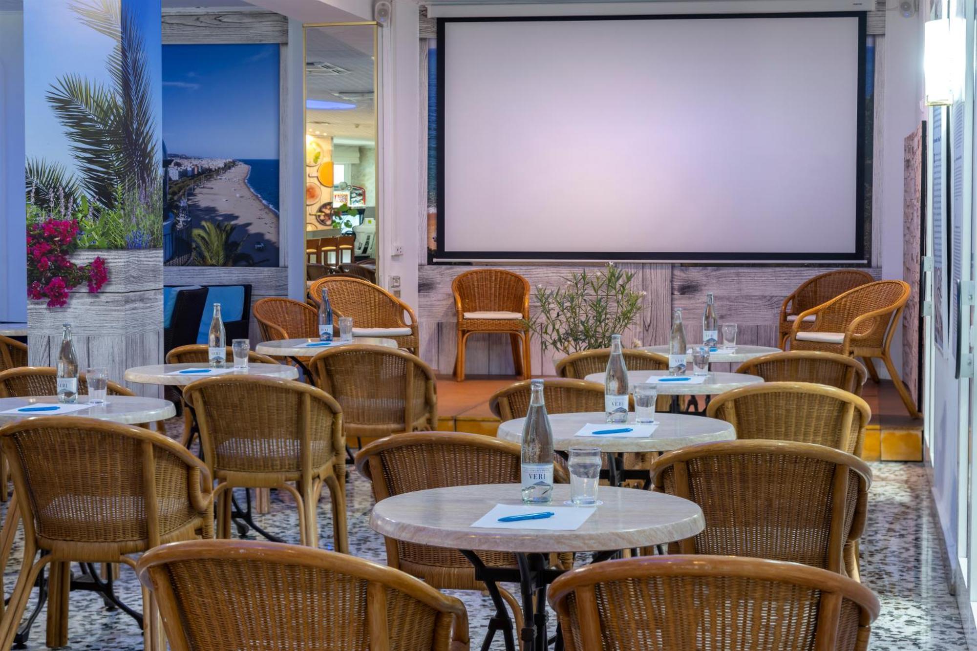 GHT Balmes, Hotel-Aparthotel&SPLASH Calella Eksteriør billede