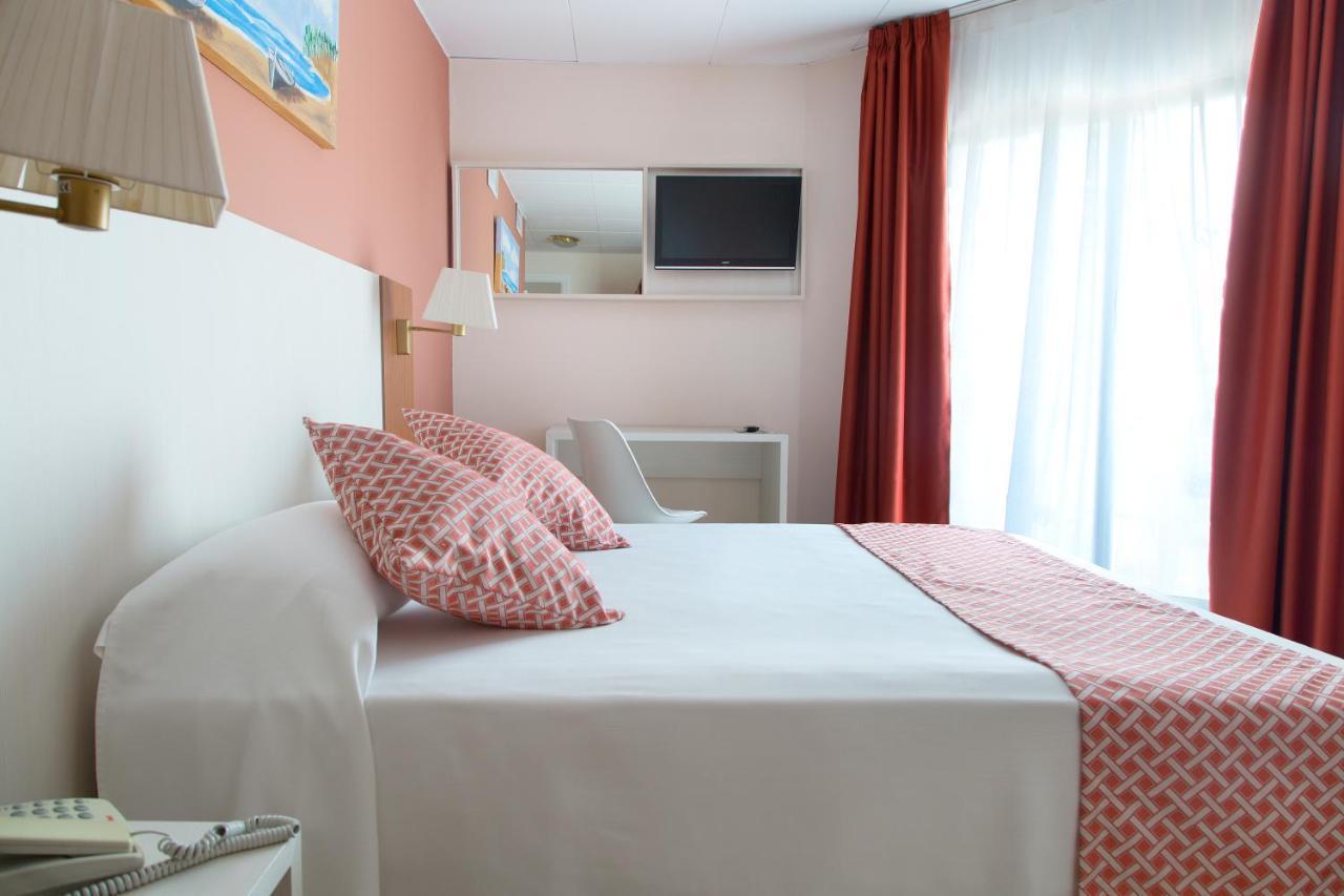 GHT Balmes, Hotel-Aparthotel&SPLASH Calella Eksteriør billede